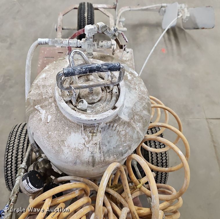 image for item EK5737 Pioneer paint sprayer