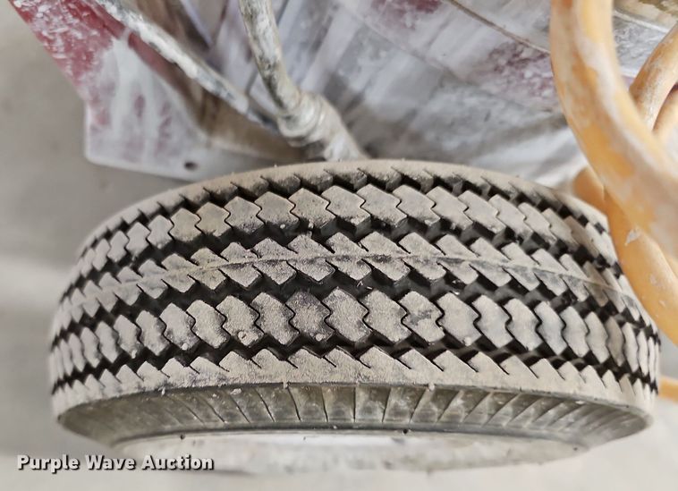 image for item EK5737 Pioneer paint sprayer