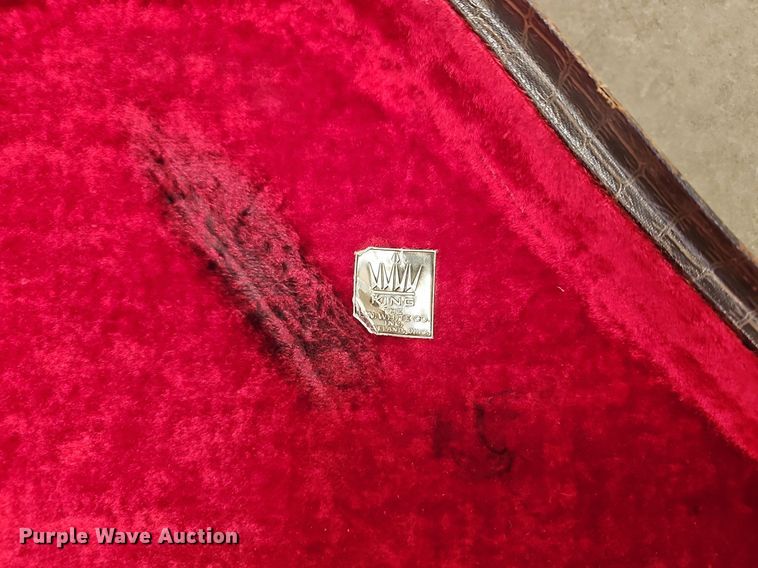 image for item EK5738 (4) instruments 