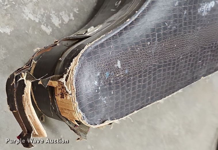 image for item EK5738 (4) instruments 