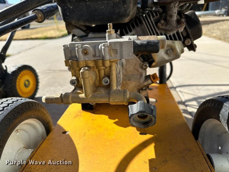 image for item IB9362 Lawn equipment