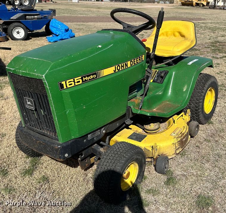 image for item IB9365 John Deere 165 lawn mower