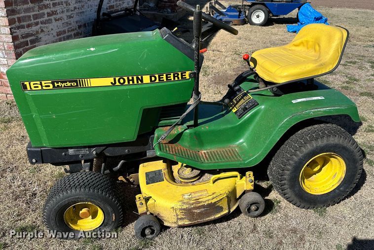image for item IB9365 John Deere 165 lawn mower