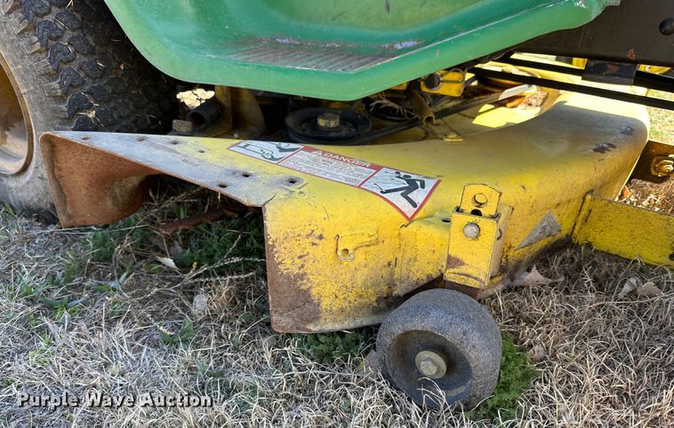 image for item IB9365 John Deere 165 lawn mower