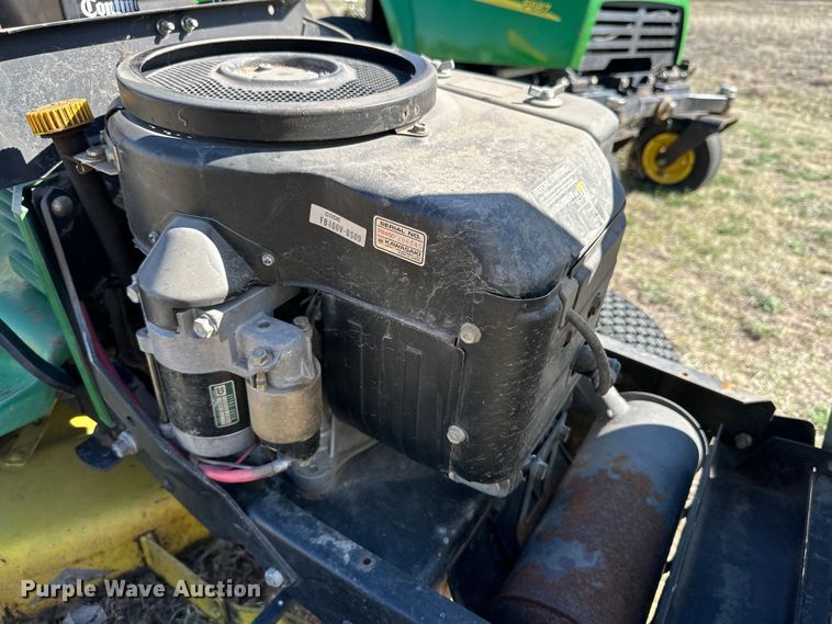 image for item IB9365 John Deere 165 lawn mower