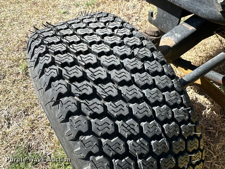 image for item IB9365 John Deere 165 lawn mower