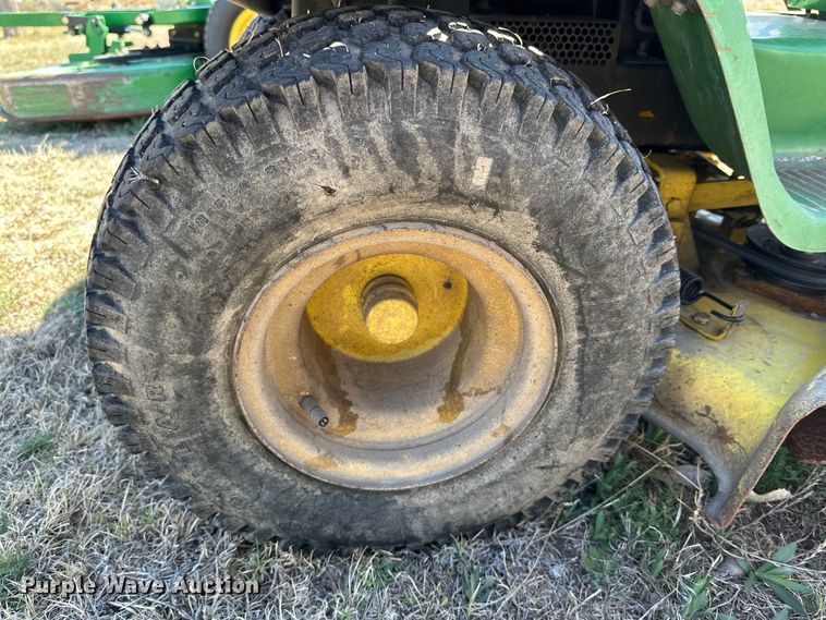 image for item IB9365 John Deere 165 lawn mower