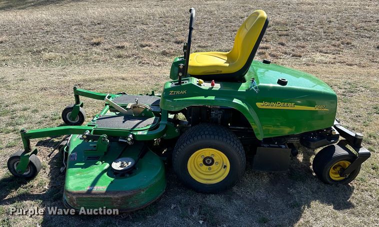 image for item IB9366 John Deere F687 ZTrak ZTR lawn mower