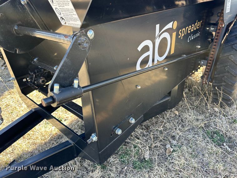 image for item IB9367 Lawn equipment