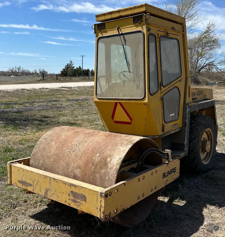 image for item IB9374 Bomag BW142PD single drum vibratory roller