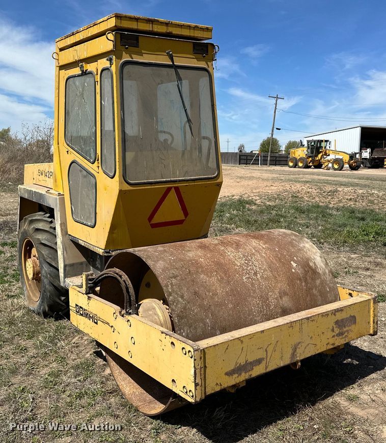 image for item IB9374 Bomag BW142PD single drum vibratory roller