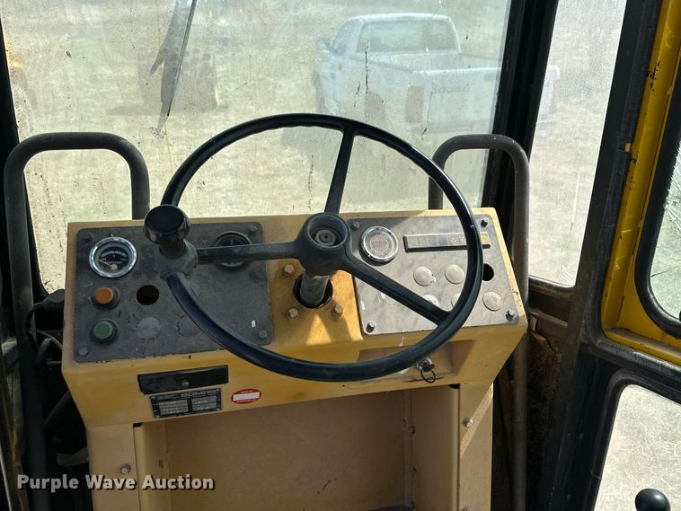 image for item IB9374 Bomag BW142PD single drum vibratory roller