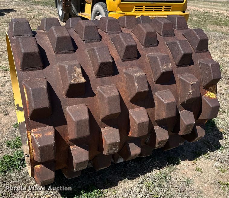 image for item IB9374 Bomag BW142PD single drum vibratory roller