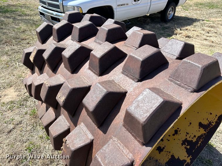 image for item IB9374 Bomag BW142PD single drum vibratory roller