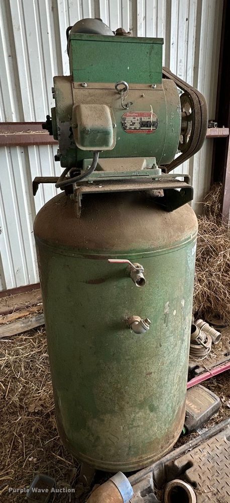 image for item IB9376 Speedaire 1Z722A air compressor