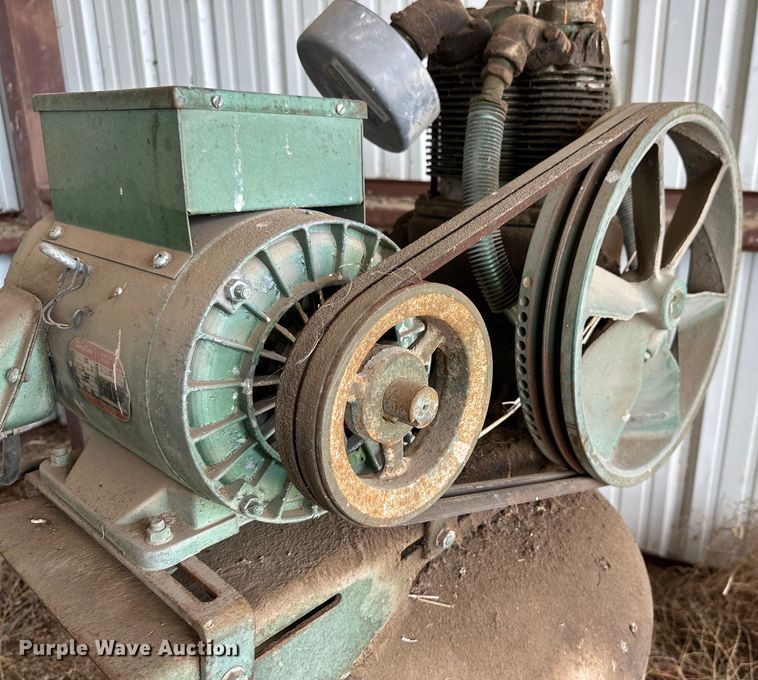 image for item IB9376 Speedaire 1Z722A air compressor