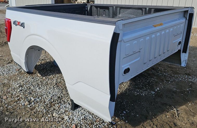 image for item IO9894 2022 Ford F150 pickup truck bed