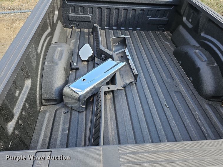 image for item IO9894 2022 Ford F150 pickup truck bed