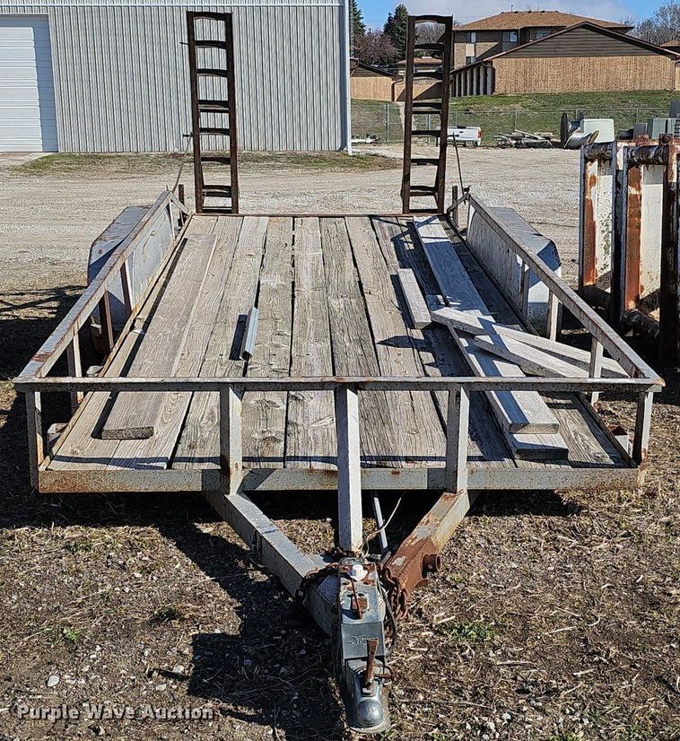 image for item IO9896 Utility trailer