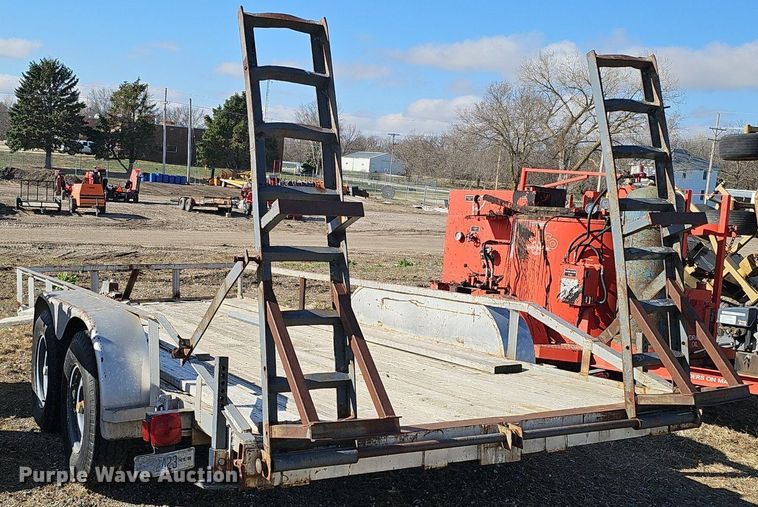 image for item IO9896 Utility trailer