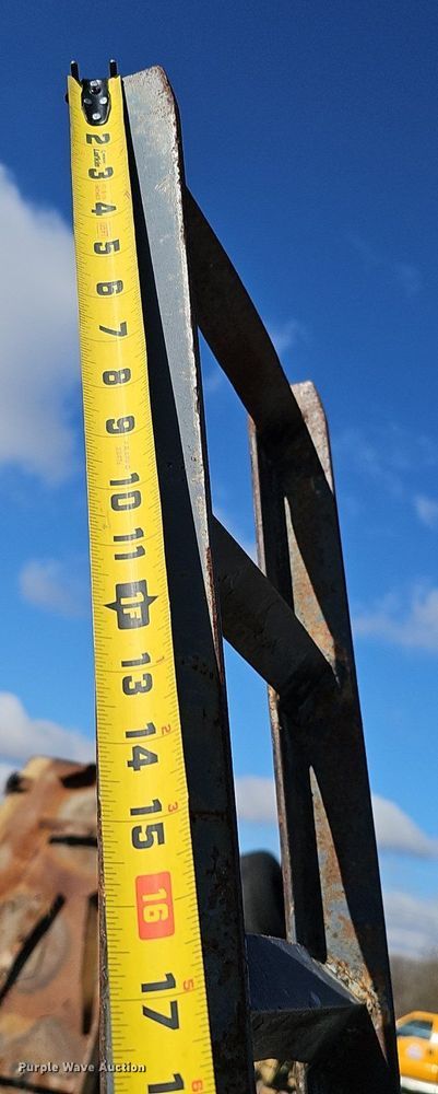 image for item IO9896 Utility trailer