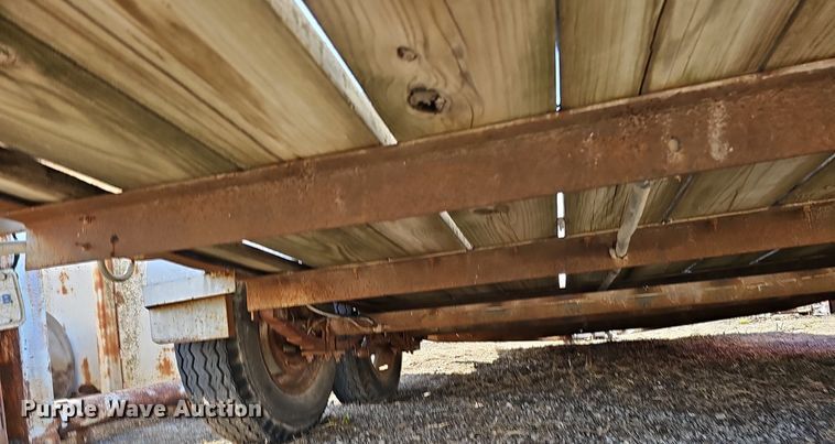 image for item IO9896 Utility trailer