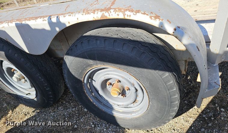 image for item IO9896 Utility trailer