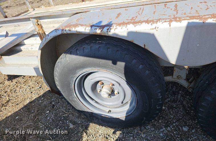 image for item IO9896 Utility trailer