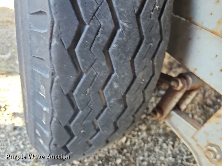 image for item IO9896 Utility trailer