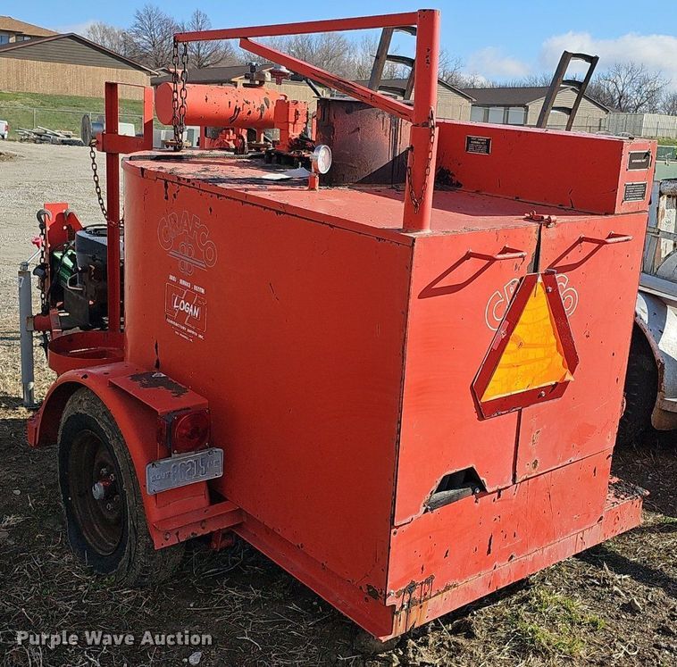 image for item IO9897 1991 Crafco Inc EZ Pour melter applicator