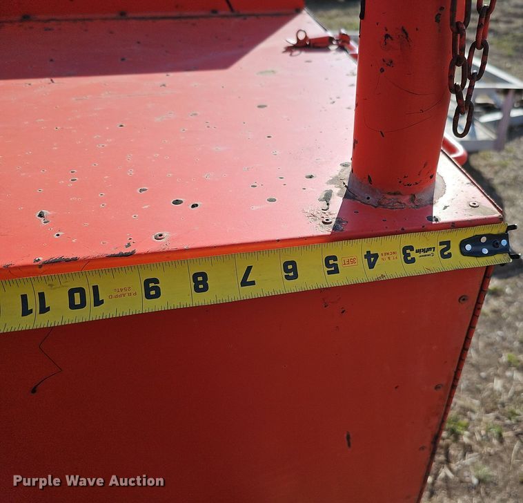 image for item IO9897 1991 Crafco Inc EZ Pour melter applicator