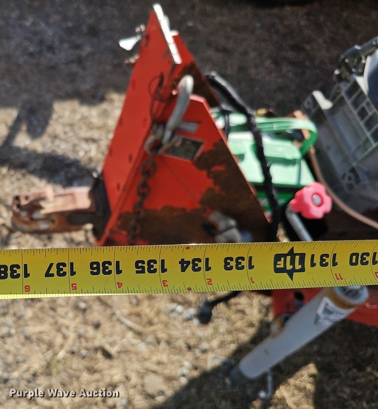 image for item IO9897 1991 Crafco Inc EZ Pour melter applicator