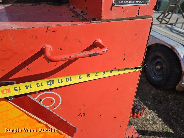 image for item IO9897 1991 Crafco Inc EZ Pour melter applicator