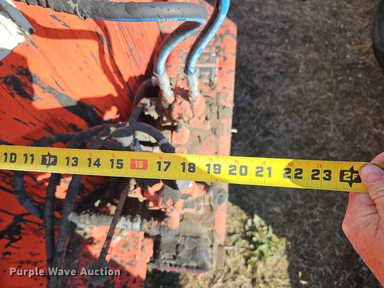 image for item IO9897 1991 Crafco Inc EZ Pour melter applicator