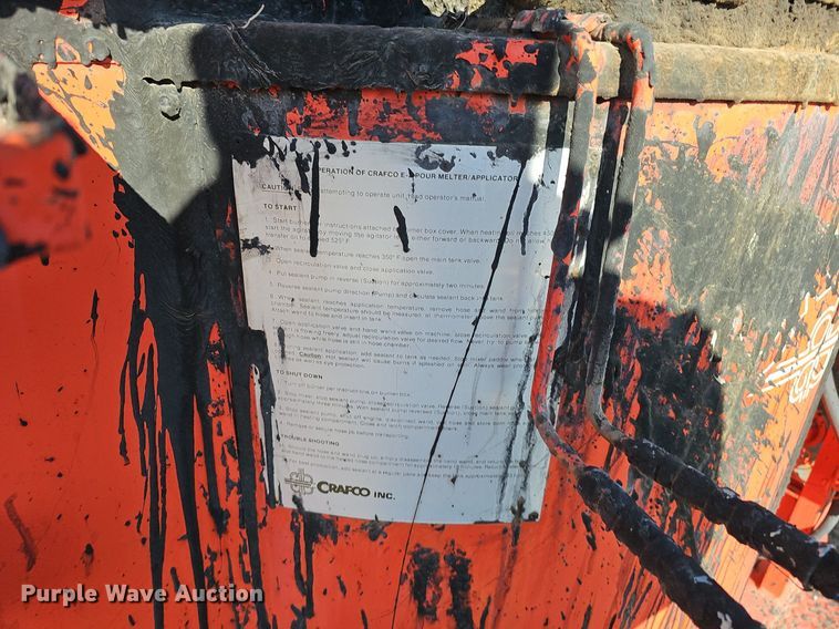 image for item IO9897 1991 Crafco Inc EZ Pour melter applicator