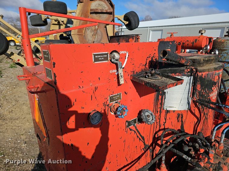 image for item IO9897 1991 Crafco Inc EZ Pour melter applicator