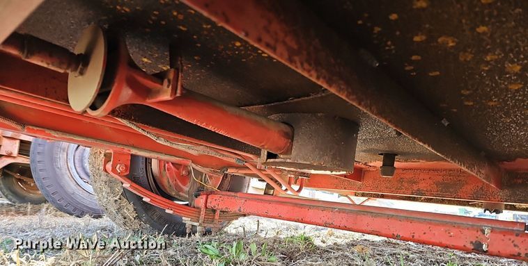 image for item IO9897 1991 Crafco Inc EZ Pour melter applicator