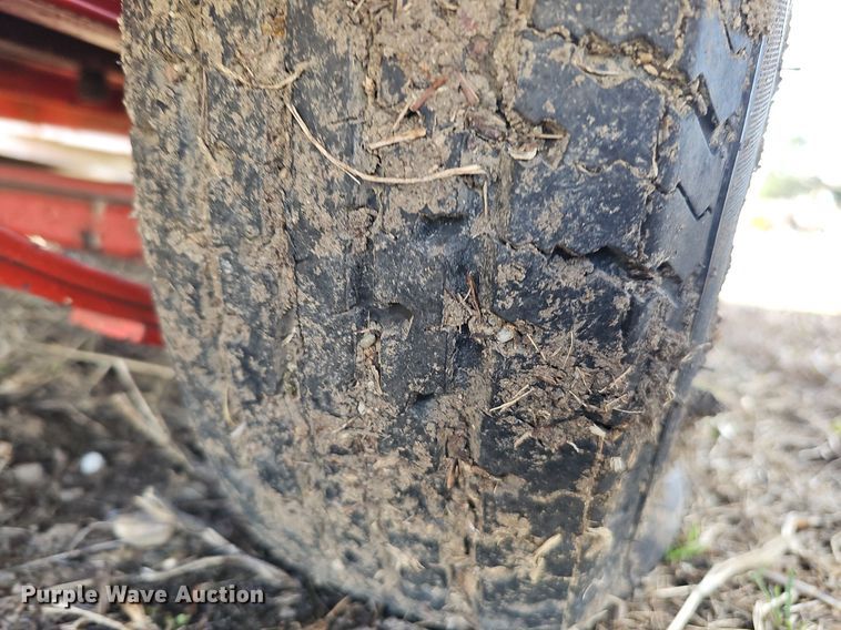 image for item IO9897 1991 Crafco Inc EZ Pour melter applicator