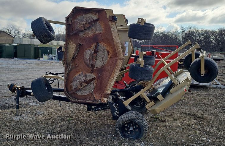 image for item IO9898 Land Pride batwing finish mower