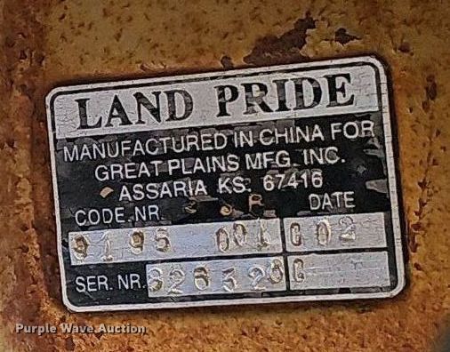 image for item IO9898 Land Pride batwing finish mower