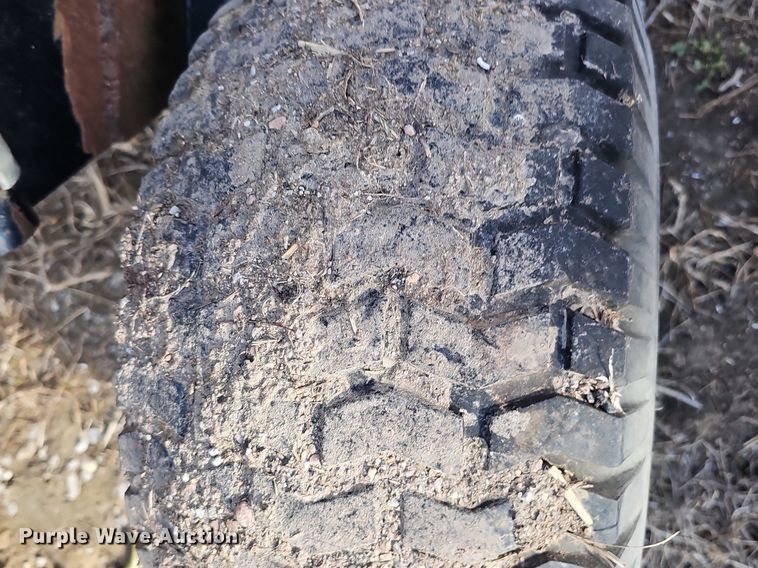 image for item IO9898 Land Pride batwing finish mower