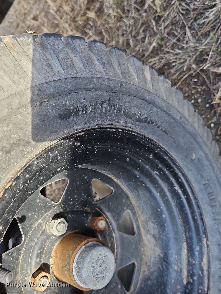 image for item IO9898 Land Pride batwing finish mower