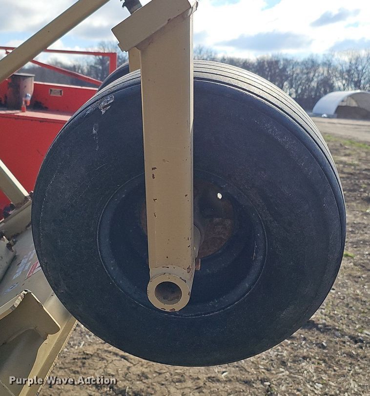 image for item IO9898 Land Pride batwing finish mower