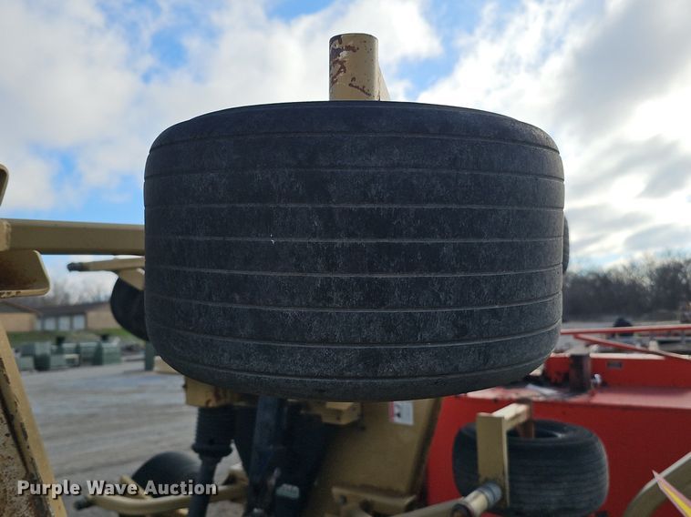 image for item IO9898 Land Pride batwing finish mower