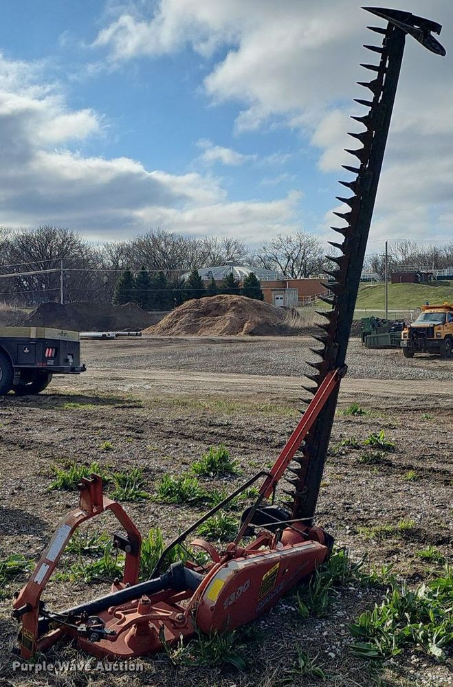 image for item IO9899 Case 1300 sickle mower