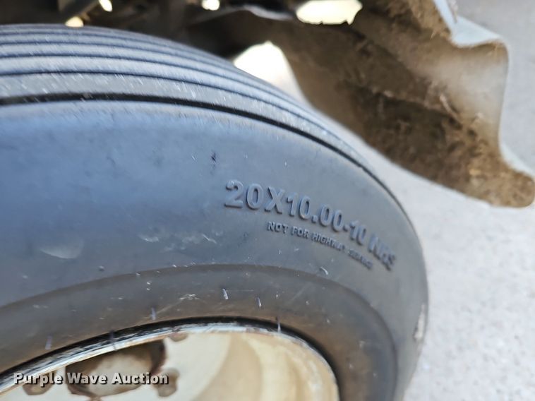 image for item IO9901 Toro Workman 3200 utility vehicle