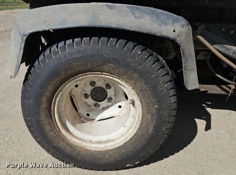 image for item IO9901 Toro Workman 3200 utility vehicle