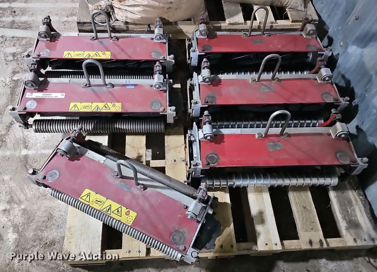 image for item IO9903 Lawn equipment