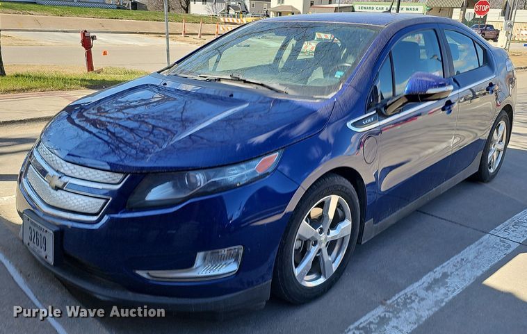 image for item IO9904 2013 Chevrolet Volt 