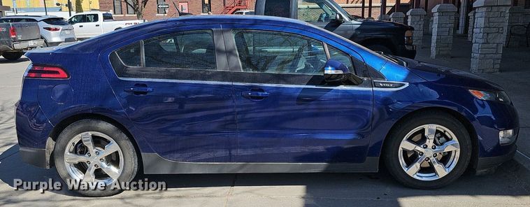 image for item IO9904 2013 Chevrolet Volt 